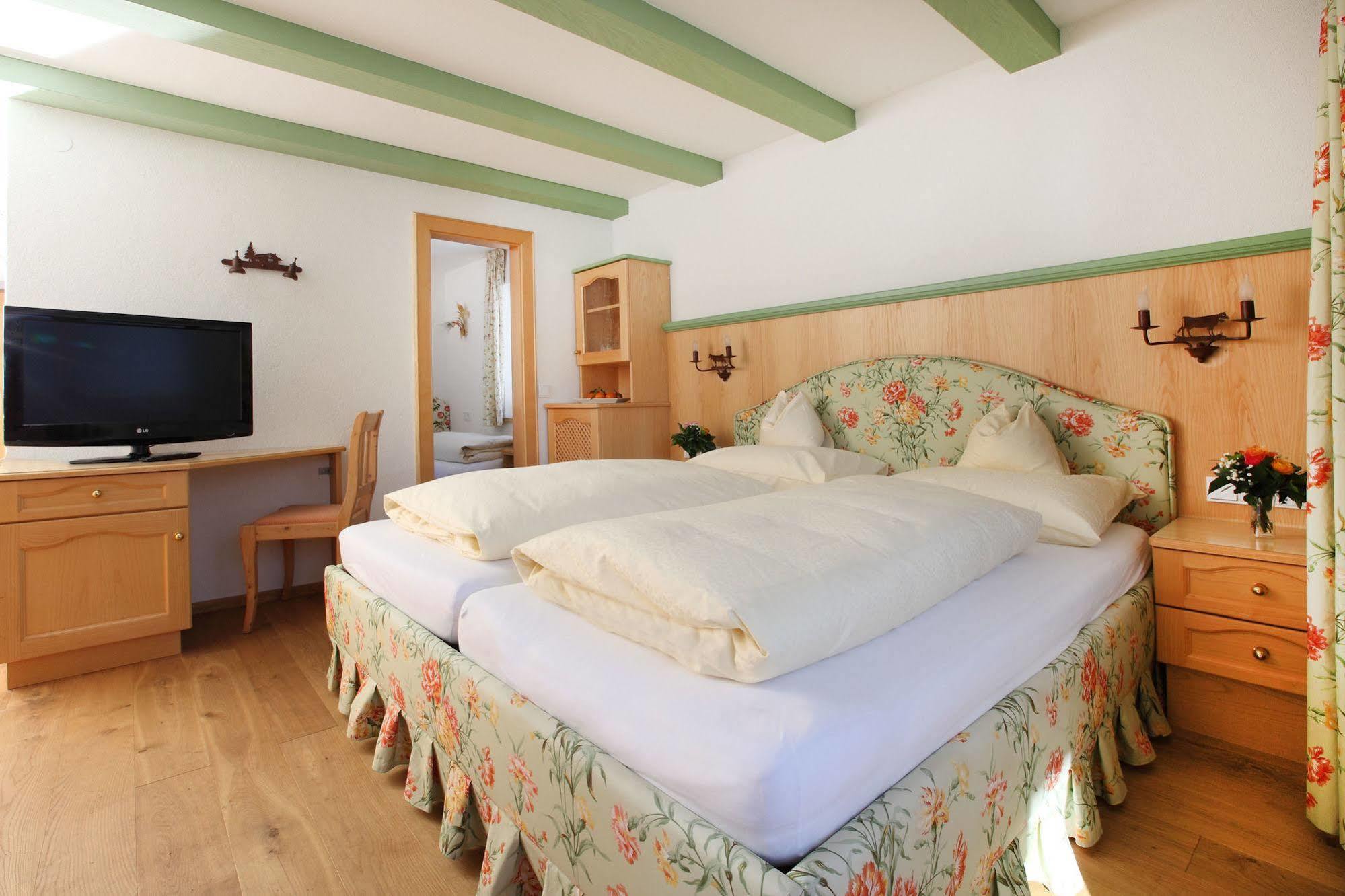 Hotel Anemone Lech am Arlberg Exterior foto